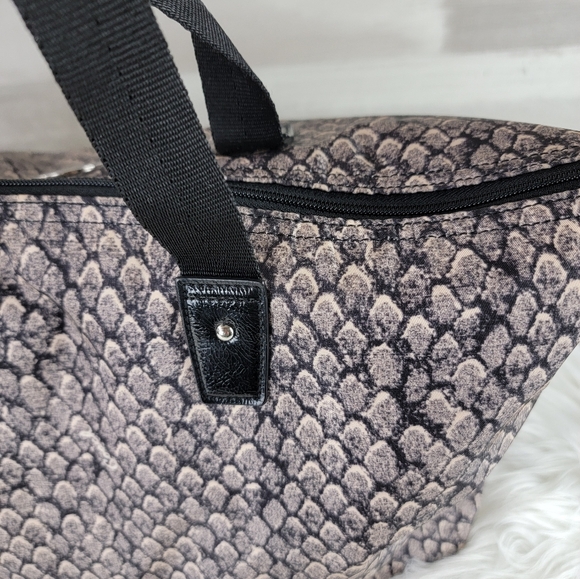 COACH Taylor Python Snake Print Large Tote Bag with Snap In Pouch - Picture 7 of 16